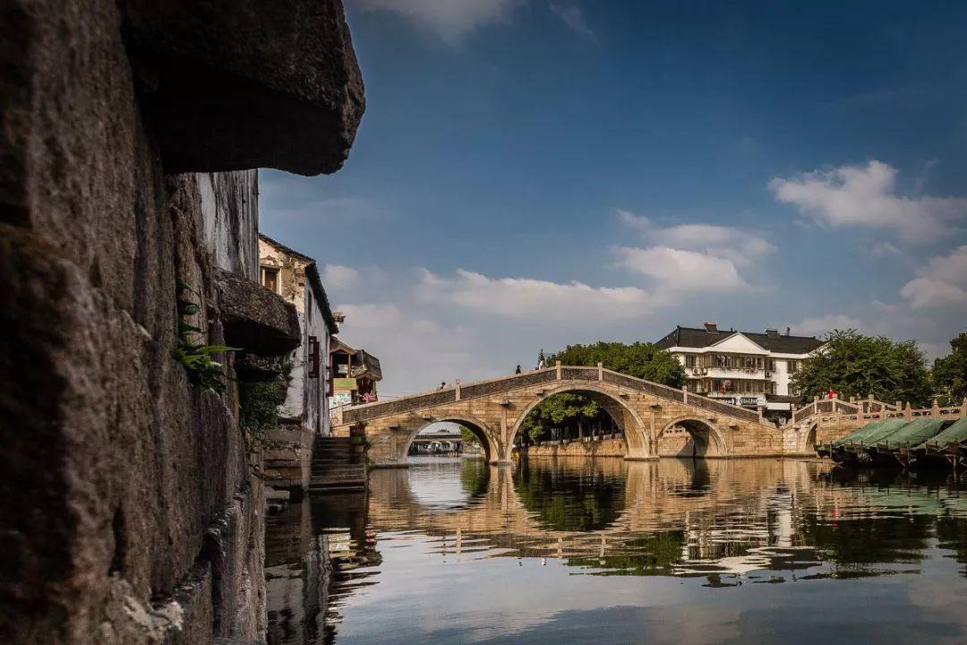 大跳跃的方块